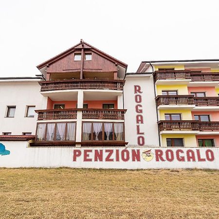Rodinny Penzion Rogalo Mengusovce Eksteriør bilde